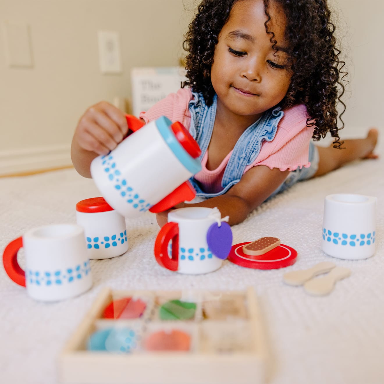 Melissa & Doug Wooden Steep & Serve Tea Set