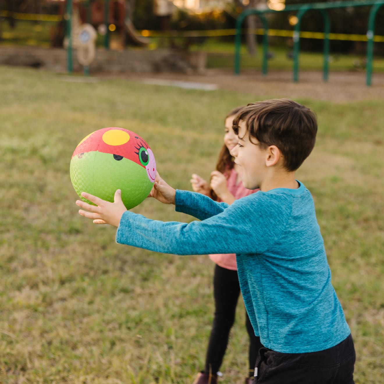 Melissa & Doug Bollie Ladybug Kickball