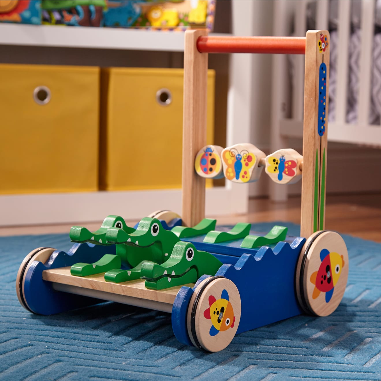 Melissa & Doug Chomp & Clack Alligator Push Toy