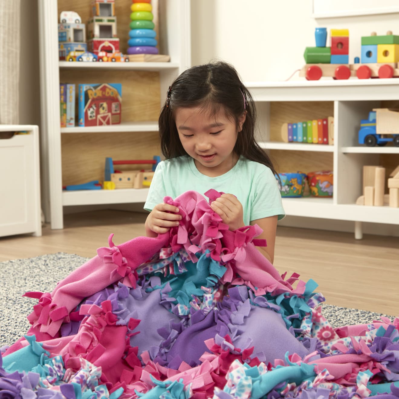Melissa & Doug Created By Me! Flower Fleece Quilt