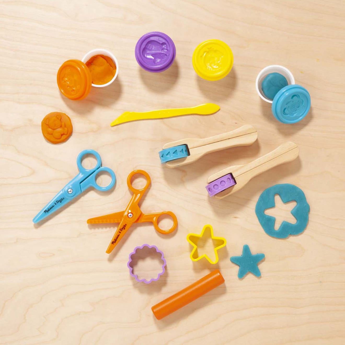 Melissa & Doug Created By Me! Cut, Sculpt & Roll Modeling Dough Kit