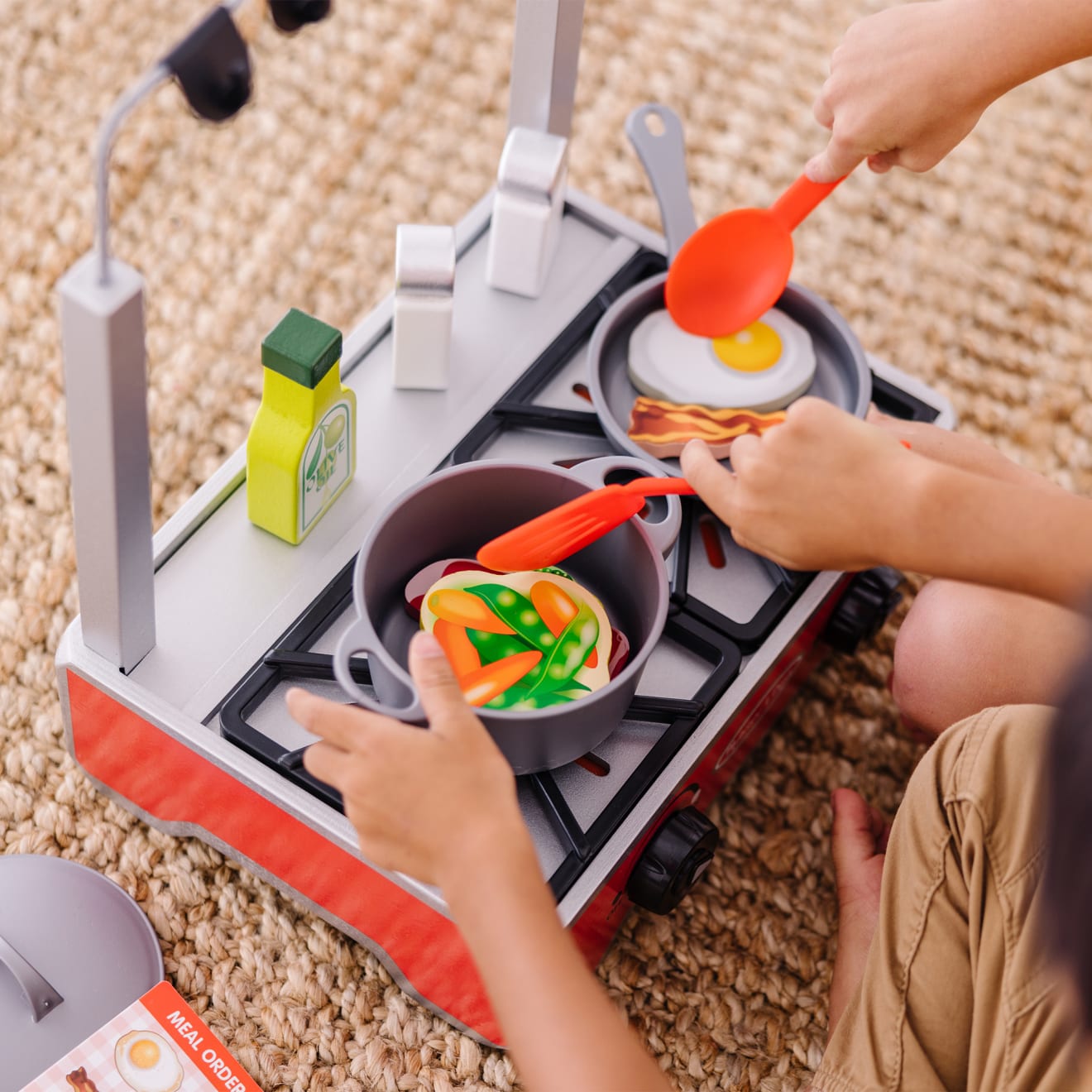 Melissa & Doug Deluxe Wooden Cooktop Set