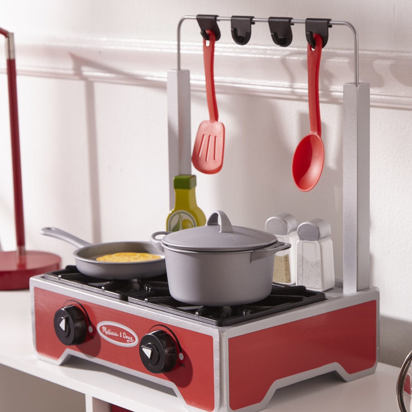 Melissa & Doug Deluxe Wooden Cooktop Set