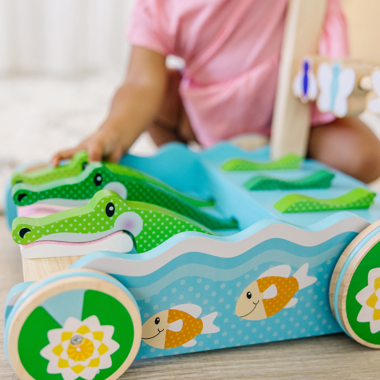 Melissa & Doug First Play Chomp & Clack Alligator Push Toy