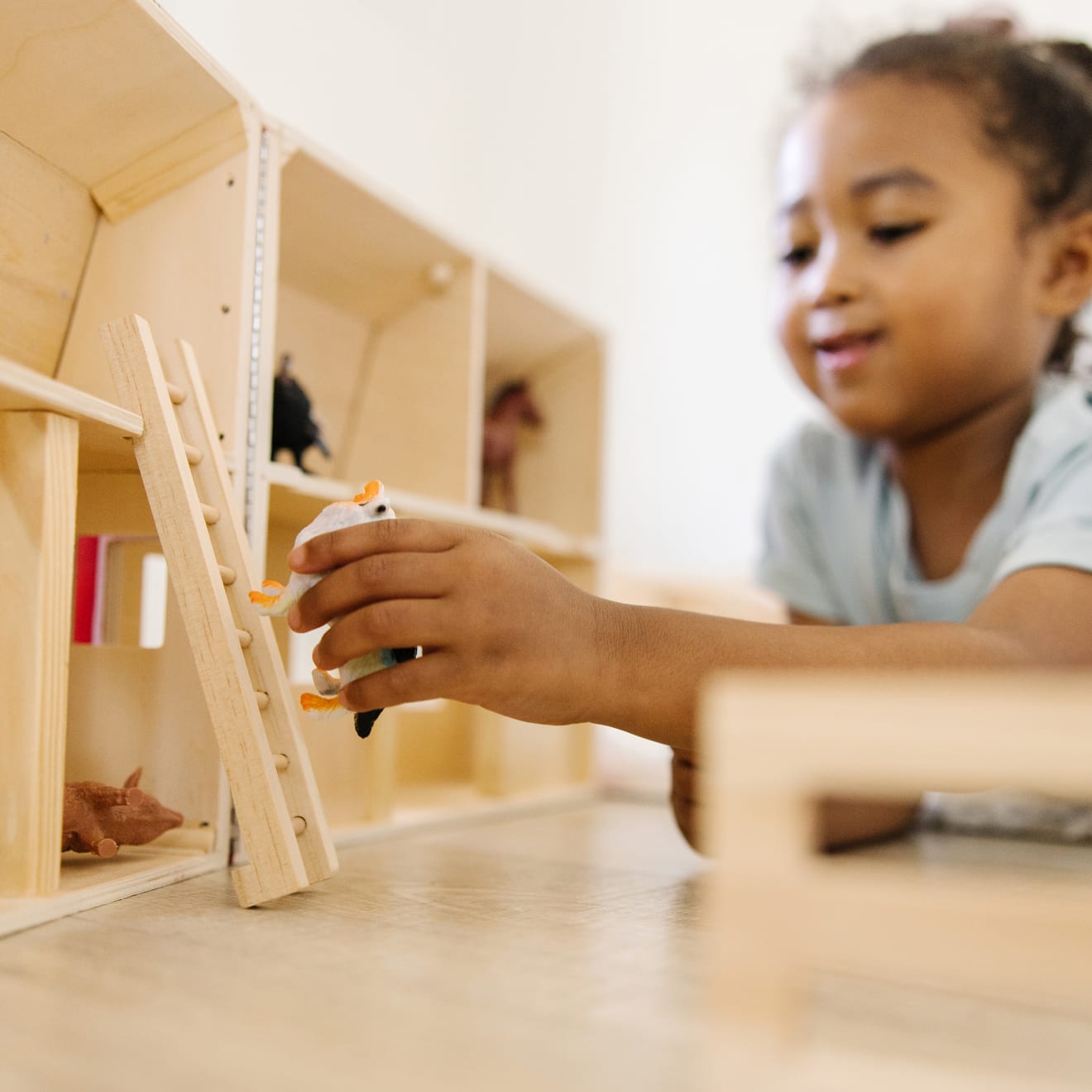 Melissa & Doug Wooden Fold & Go Barn