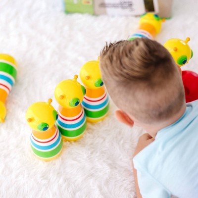  Melissa & Doug Rainbow Caterpillar Bowling Set