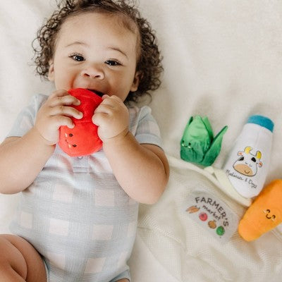  Melissa & Doug Multi-Sensory Market Basket Fill & Spill Infant Toy
