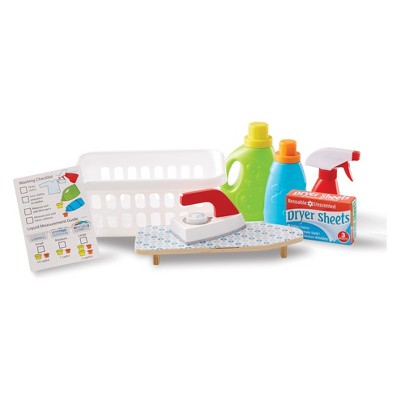  Melissa & Doug Laundry Set