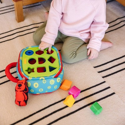  Melissa & Doug K's Kids Take-Along Shape Sorter Baby Toy With 2-Sided Activity Bag And 9 Textured Shape Blocks