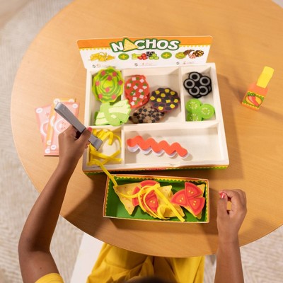  Melissa & Doug Nachos Wooden Play Food Set