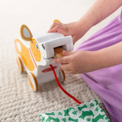  Melissa & Doug Feed Walk & Poo Pup Wooden Preschool Pull Toy Play Set