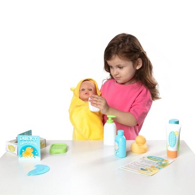  Melissa & Doug Mine To Love Changing & Bathtime Play Set