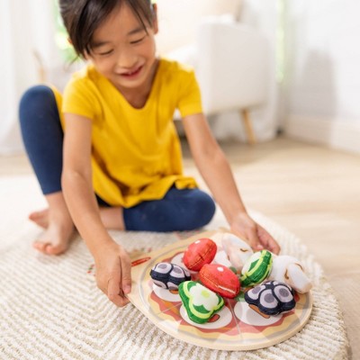  Melissa & Doug Wooden Double-Sided Pizza Topping Toss Games Bean Bag Target Game, Bingo, Tic-Tac-Toe, Matching, Number