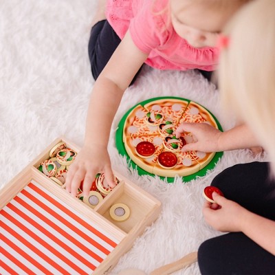  Melissa & Doug Pizza Party Wooden Play Food Set