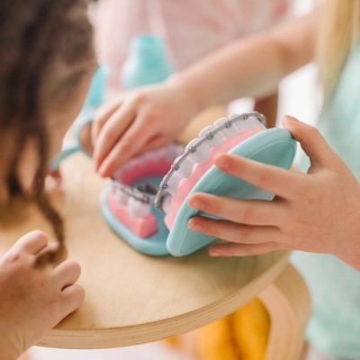  Melissa & Doug Dentist Play Set
