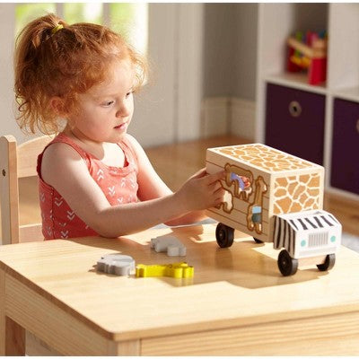  Melissa & Doug Animal Rescue Shape-Sorting Truck - Wooden Toy With 7 Animals And 2 Play Figures