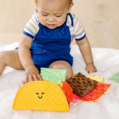  Melissa & Doug Multi-Sensory Soft Taco Fill & Spill Infant Toy