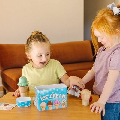  Melissa & Doug Scoop & Serve Ice Cream Set