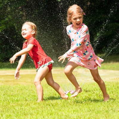  Melissa & Doug Sunny Patch Pretty Petals Flower Sprinkler Toy With Hose Attachment