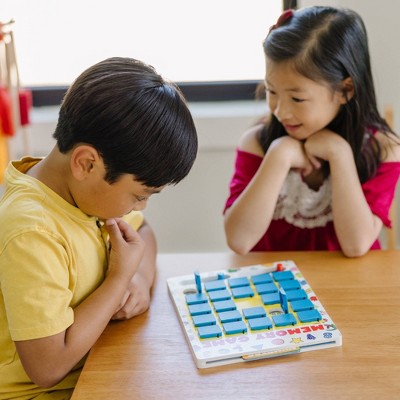  Melissa & Doug Flip To Win Travel Memory Game - Wooden Game Board, 7 Double-Sided Cards