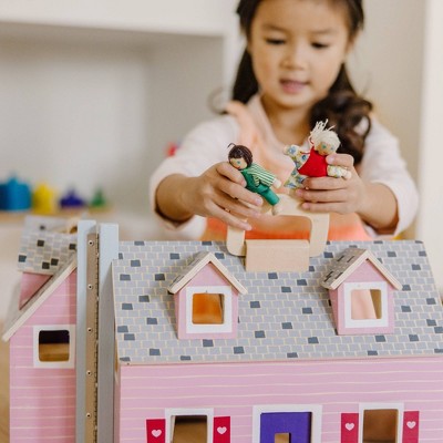  Melissa & Doug Fold And Go Wooden Dollhouse With 2 Dolls And Wooden Furniture