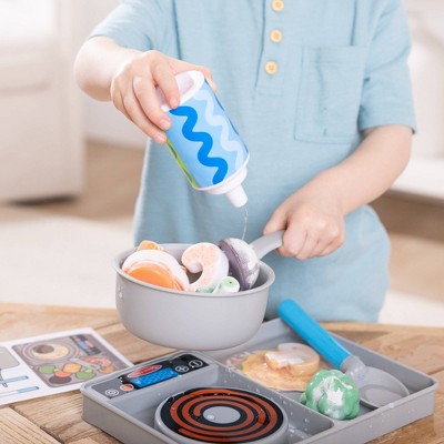  Melissa & Doug Water WOW Saute & Serve Play Set: Plastic Kitchen Accessories, Educational Focus On Motor Skills