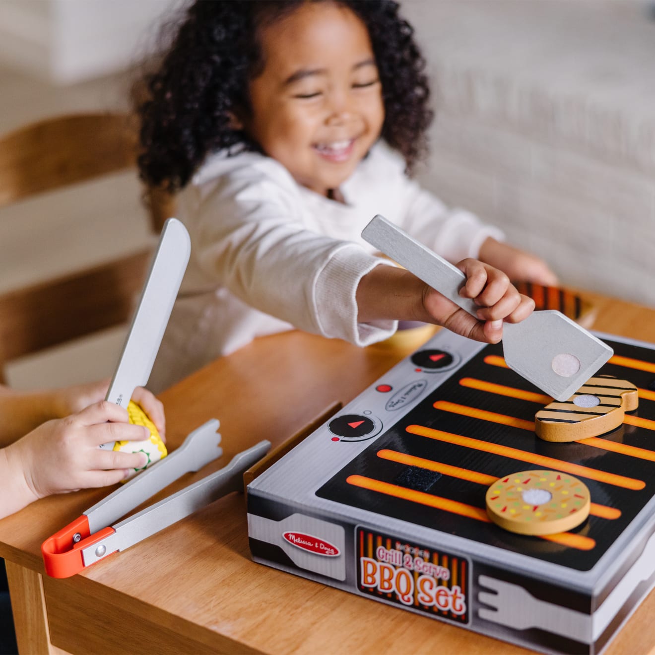 Melissa & Doug Wooden Grill & Serve BBQ Set