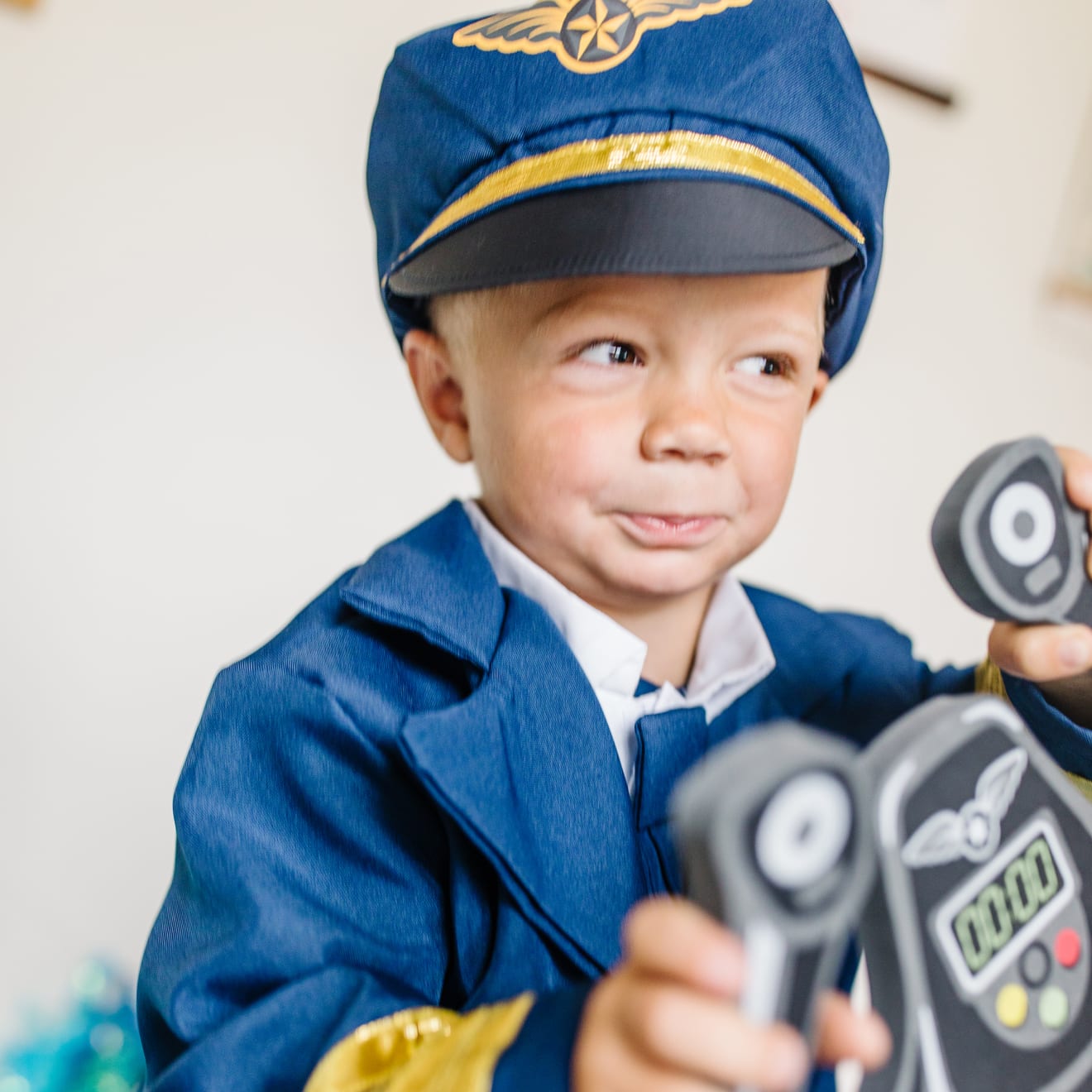 Melissa & Doug Pilot Role Play Costume Set