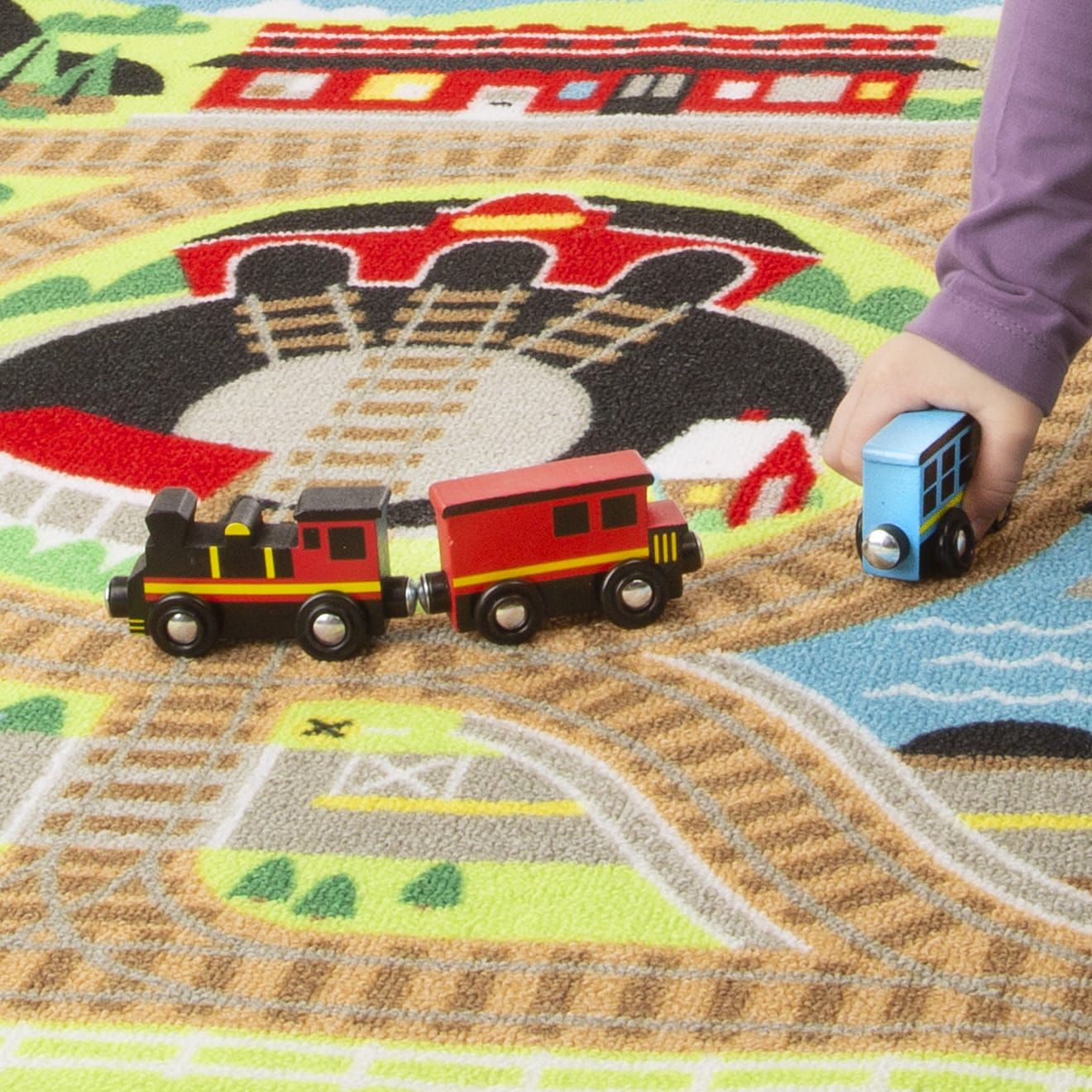 Melissa & Doug Round The Rails Train Rug