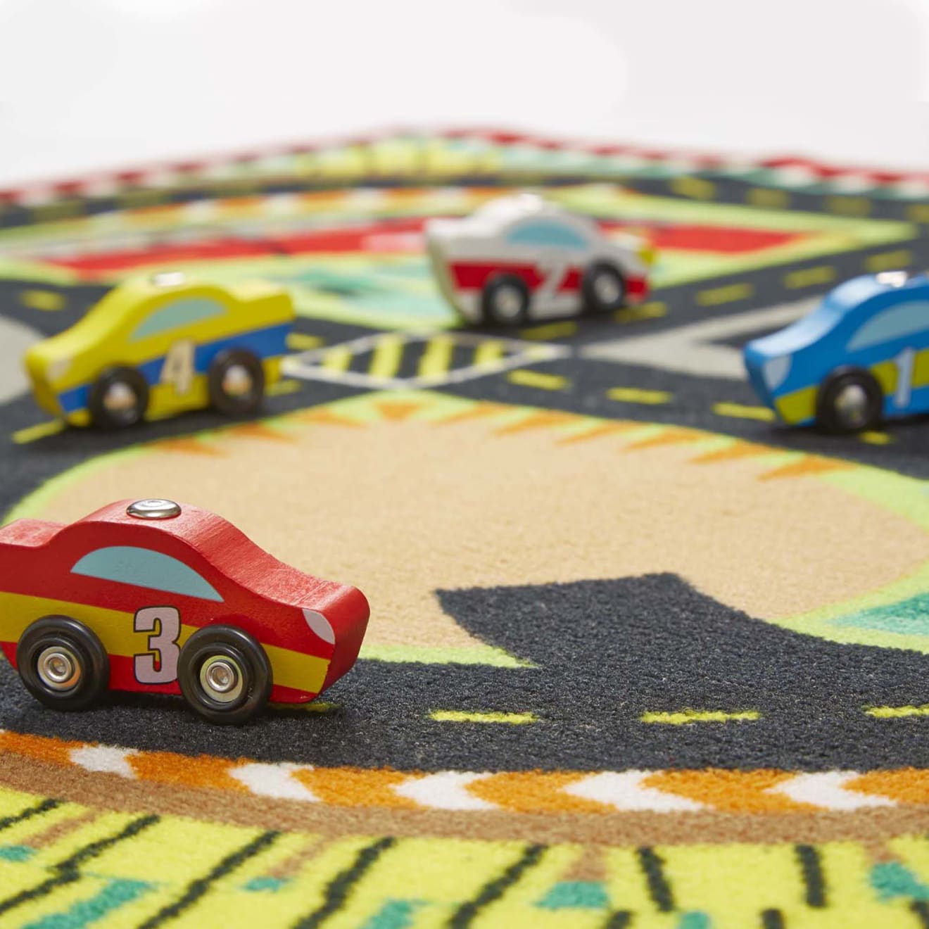 Melissa & Doug Round The Speedway Race Track Rug & Car Set