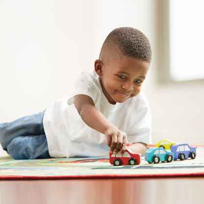 Melissa & Doug Round The Town Road Rug & Car Set