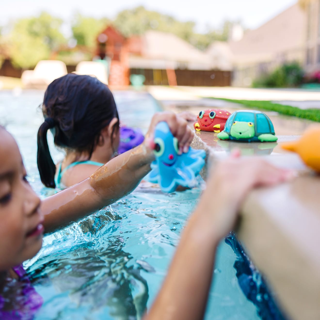 Melissa & Doug Seaside Sidekicks Squirters Water Toys
