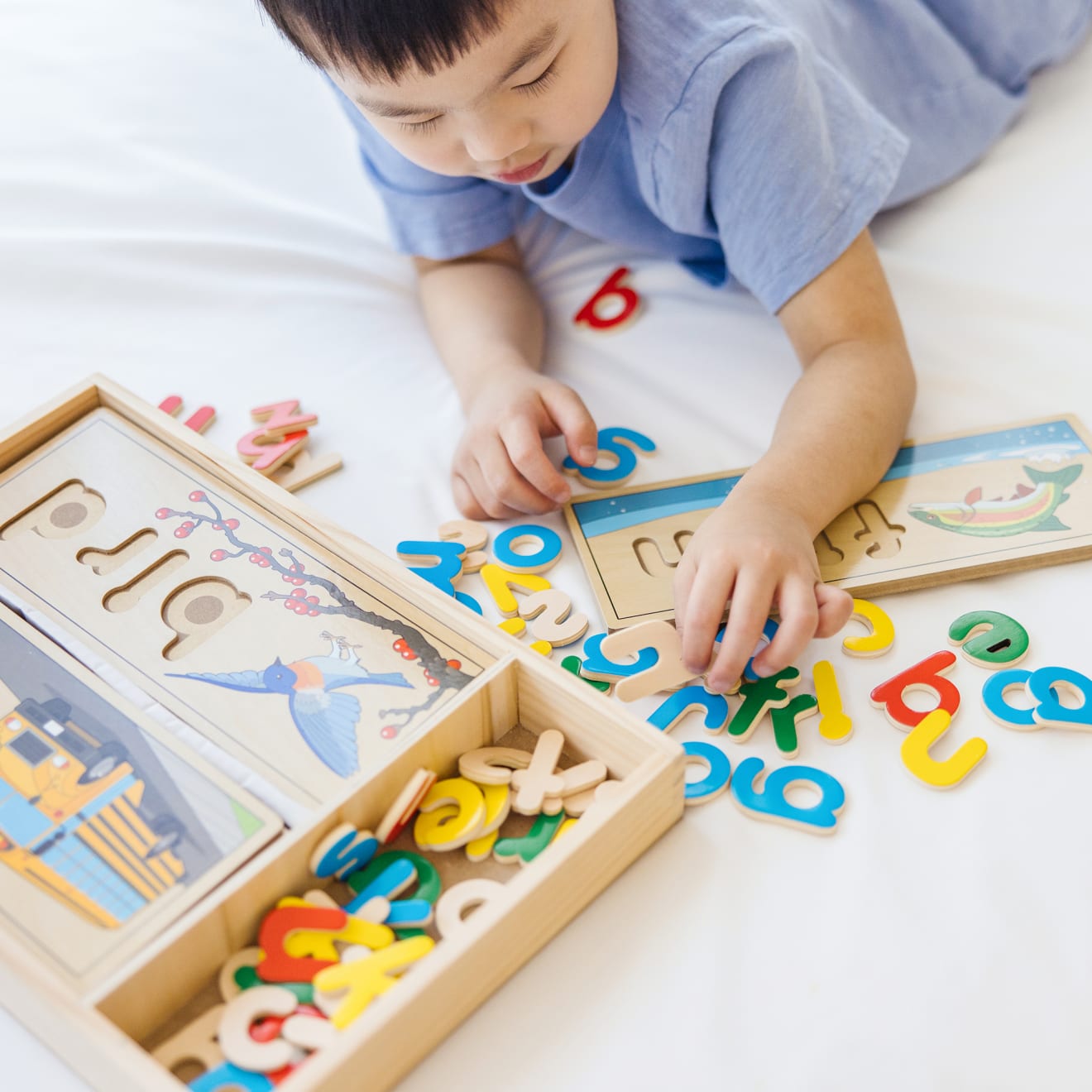 Melissa & Doug See & Spell Learning Toy