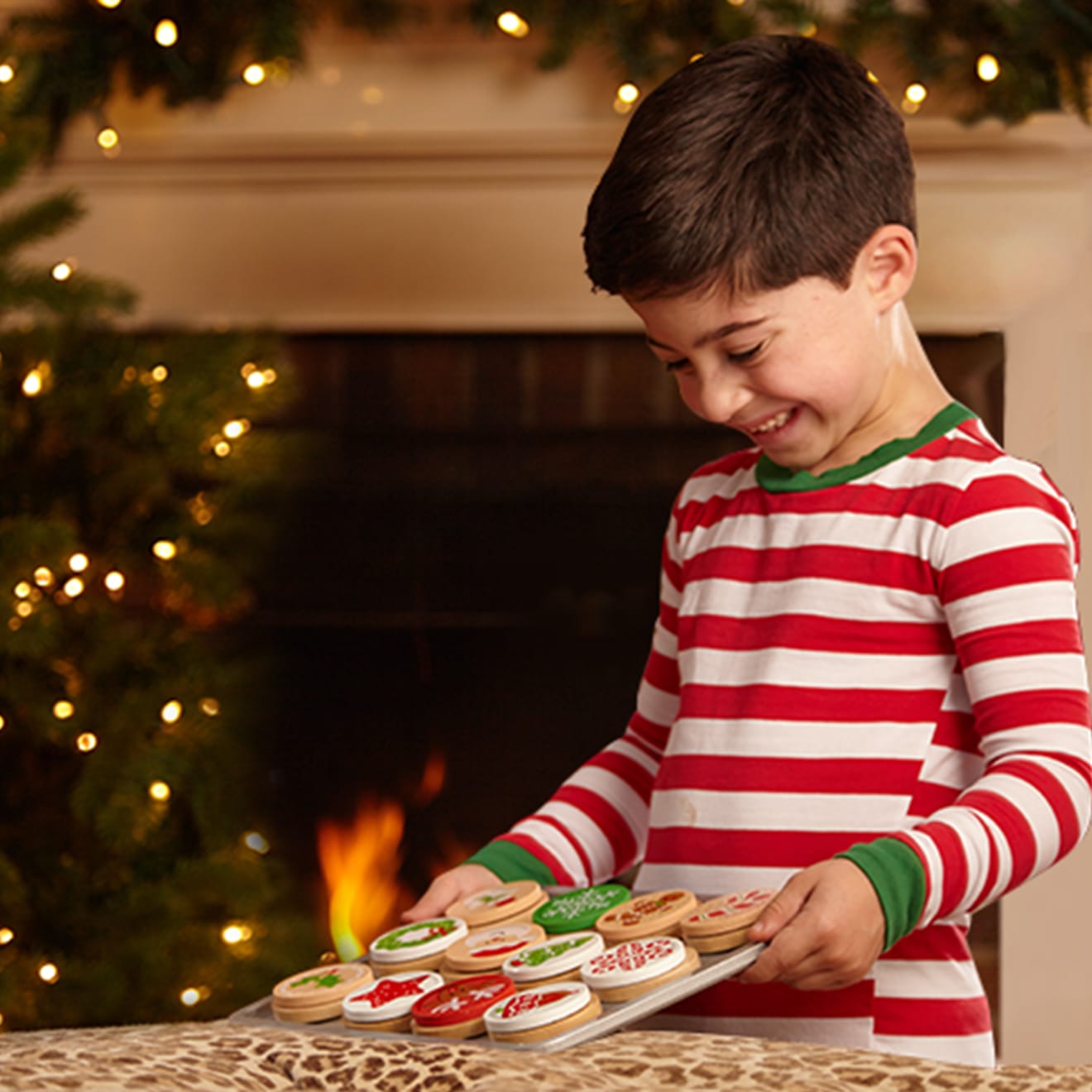 Melissa & Doug Slice & Bake Christmas Cookie Play Set