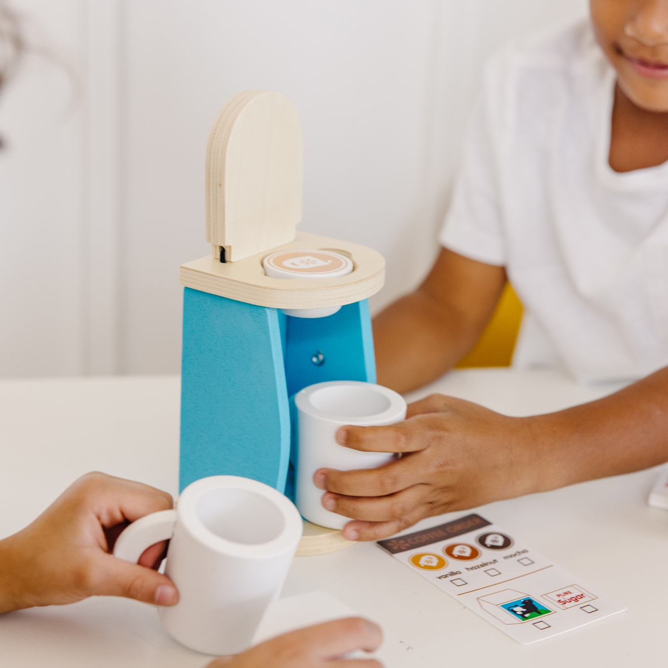 Melissa & Doug Wooden Brew & Serve Coffee Set