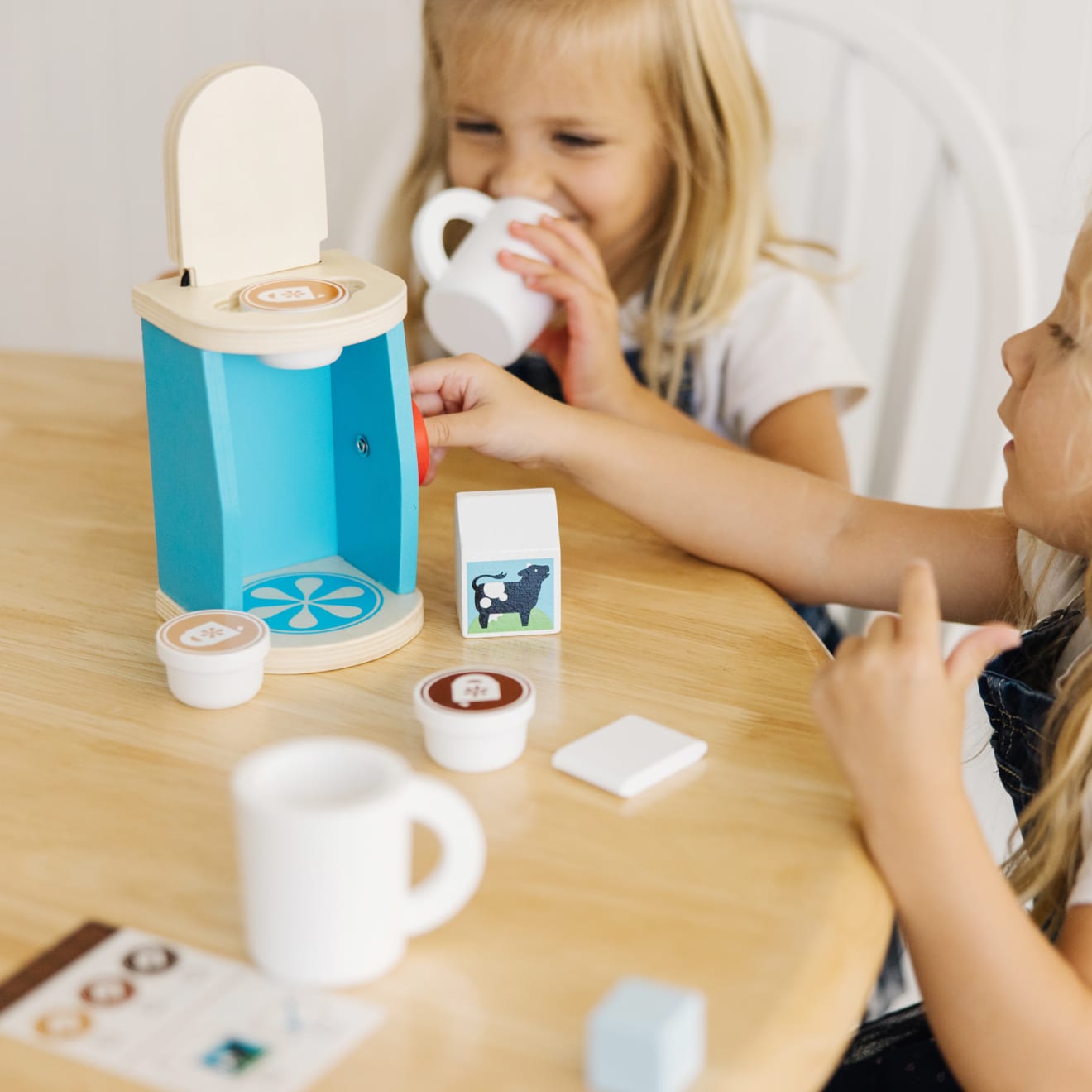 Melissa & Doug Wooden Brew & Serve Coffee Set