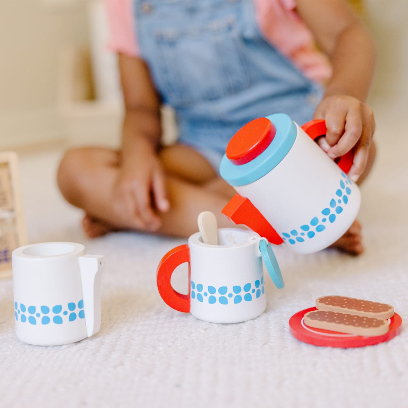 Melissa & Doug Wooden Steep & Serve Tea Set