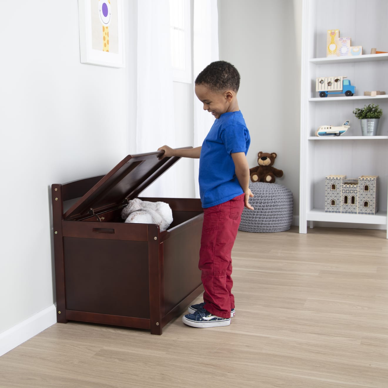 Melissa & Doug Wooden Toy Chest (Espresso)