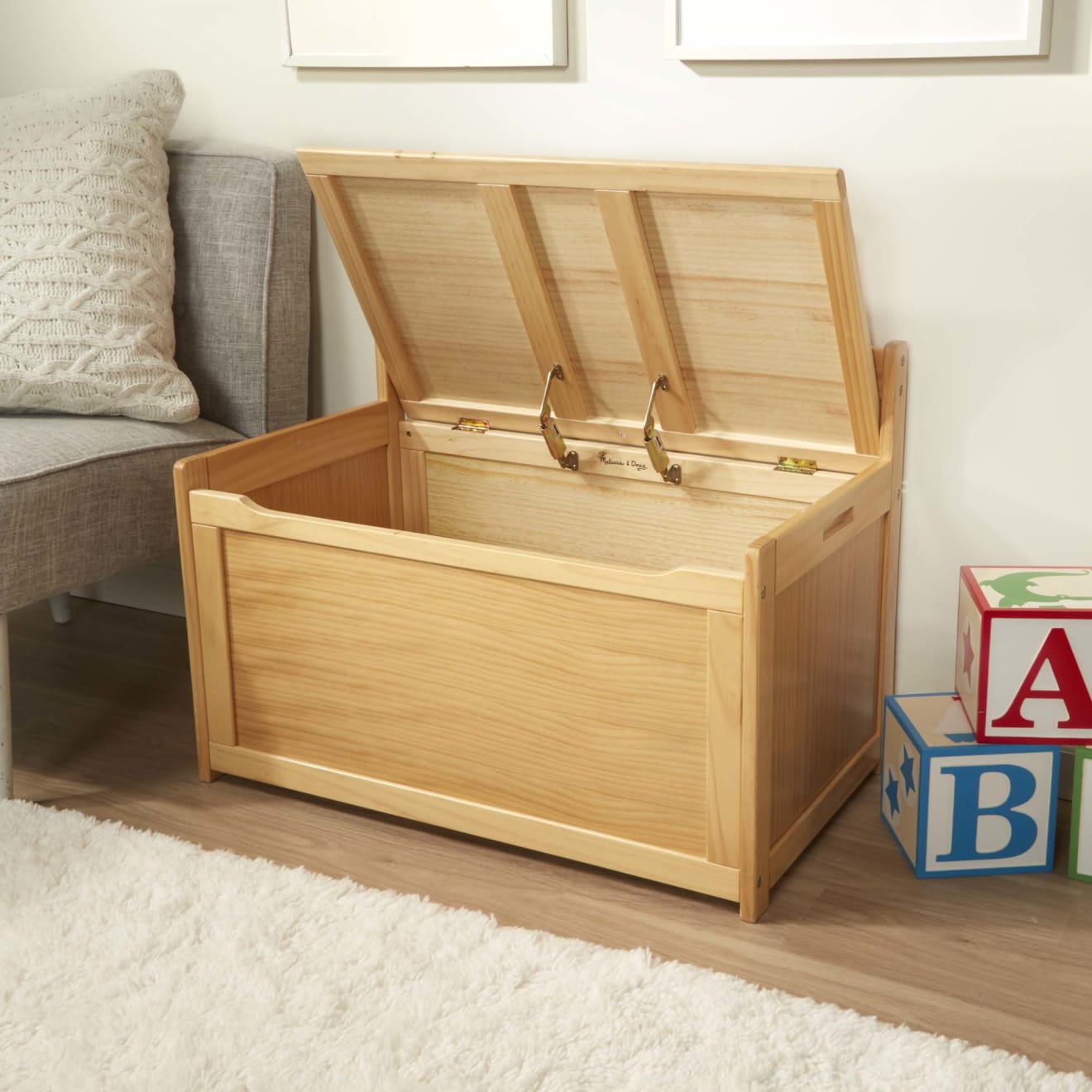 Melissa & Doug Wooden Toy Chest (Honey)