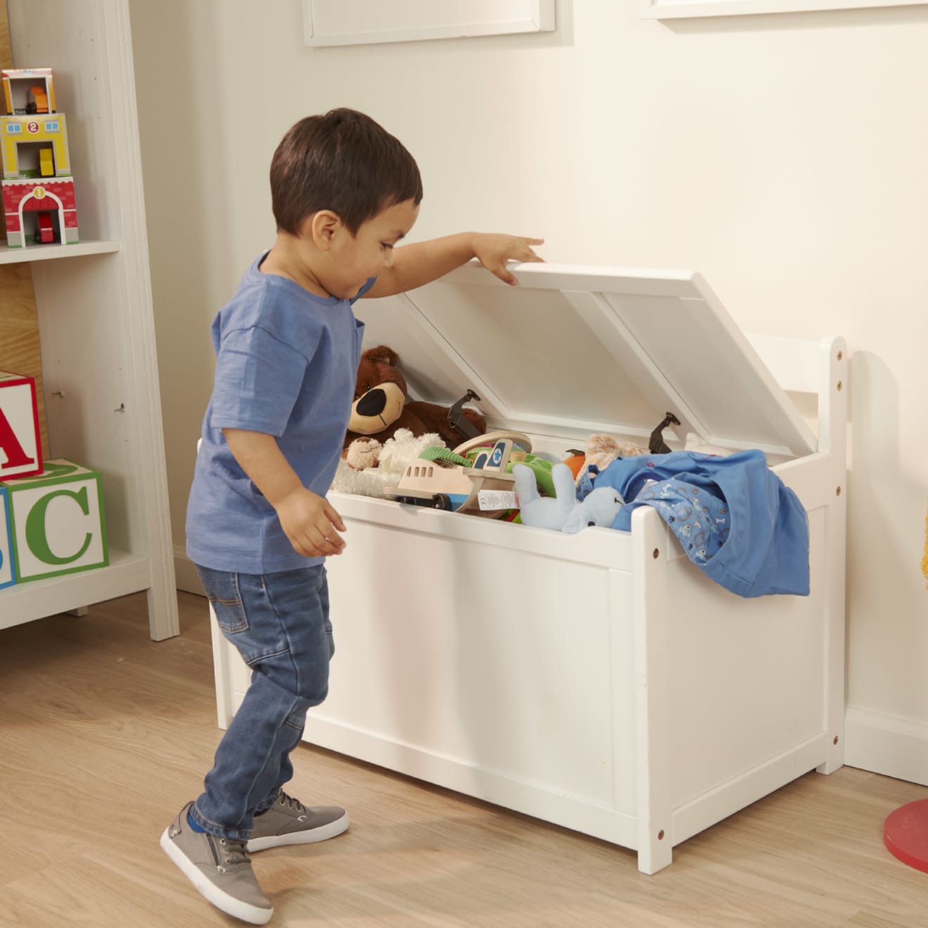 Melissa & Doug Wooden Toy Chest (White)